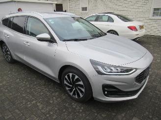 krockskadad bil auto Ford Focus 1.5D EcoBlue AUT. TiTanium  Climat Navi Camera StoelVerwarming...... 2024/9