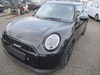 Mini Cooper Cooper C 1.5 Aut. 7.817km!! Climatronic HalfLeer Navi Camera Panorama-D Head-Up Stoel/Stuur-Verwarming... picture 9