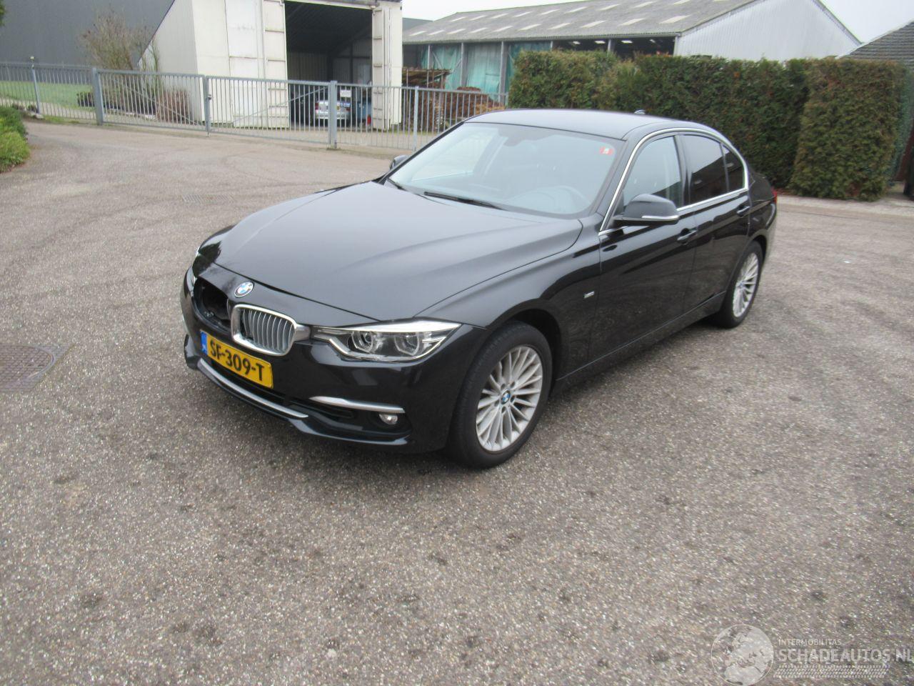 BMW 3-serie 318i Luxury