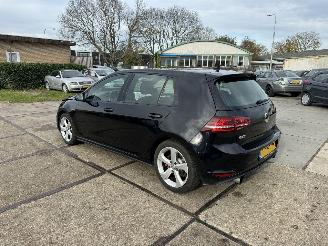 Volkswagen Golf 2.0 TSI GTI 5 drs picture 4