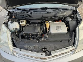 Toyota Prius 1.5 VVT-i  Hybride picture 13