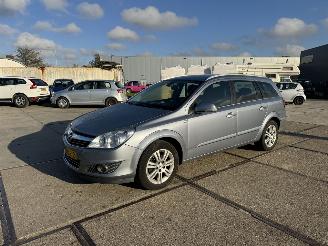 škoda osobní automobily Opel Astra 1.6 Wagon 2010/12