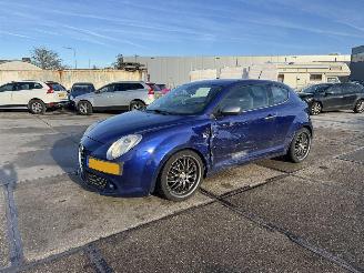 Vaurioauto  passenger cars Alfa Romeo MiTo 1.4 T Distinctive 2010/4