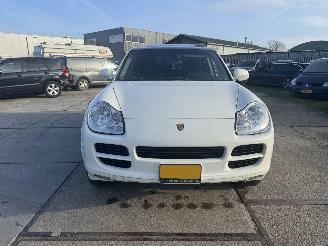 Porsche Cayenne 4.5 S picture 16