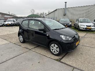 Volkswagen Up! 1.0 Move up picture 2