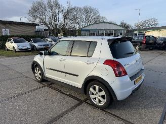 Suzuki Swift 1.3 Limited 5 drs picture 4