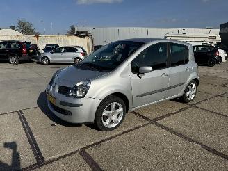 Schadeauto Renault Modus 1.4 16v Dynamique 2007/9