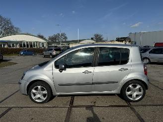 Renault Modus 1.4 16v Dynamique picture 16