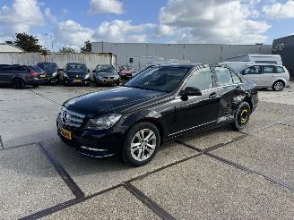 Vaurioauto  passenger cars Mercedes C-klasse 180 Business Class Avantgarde 2012/6