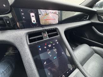 Porsche Taycan 4S Performance voll auto start en rijd picture 11