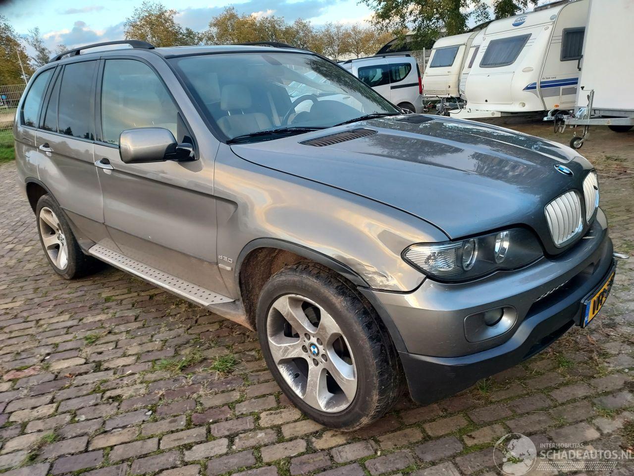 BMW X5 GERESERVEERD  Grijs kenteken 6 cilnder diesel Automaat