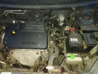 Suzuki Liana 1.6 Airco + Apk picture 9