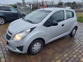 Chevrolet Spark 1.0  5 deurs Airco picture 2