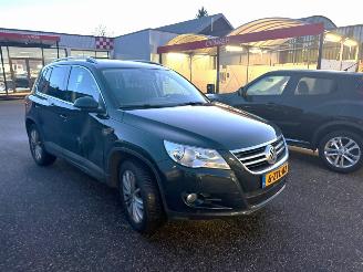 Coche accidentado Volkswagen Tiguan GERESERVEERD  1.4 TSI sport en style 2010/12
