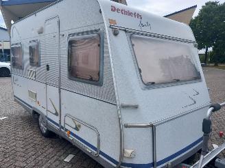krockskadad bil caravan Dethleffs  Family 460 Mover Luifel 2000/5