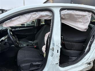 Volkswagen Golf  picture 8