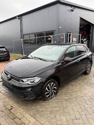 uszkodzony samochody osobowe Volkswagen Polo 70kw tsi 2023/7