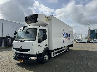 damaged trucks Renault Midlum 180.12  KUHLKOFFER 2010/7