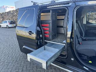 Peugeot Partner 1.5 Blue HDI 96Kw Automaat picture 32