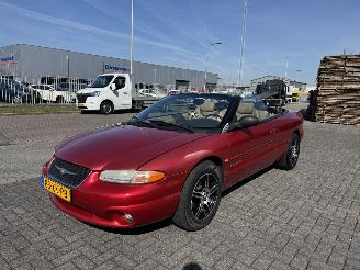 Coche accidentado Chrysler Stratus 2.5i V6 Convertible 2000/7