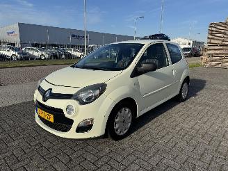 Voiture accidenté Renault Twingo 1.2 16V AIRCO 2012/11