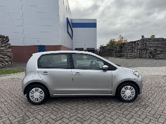 Volkswagen Up! 1.0 44Kw AIRCO picture 8
