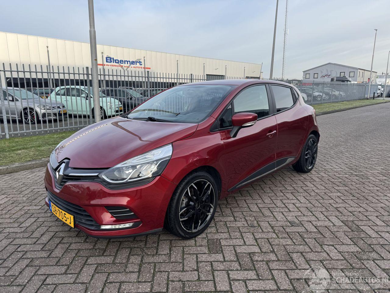 Renault Clio 1.5 DCI  AIRCO - NAVI - Euro6
