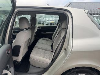 Peugeot 307 2.0 16V AUTOMAAT picture 18