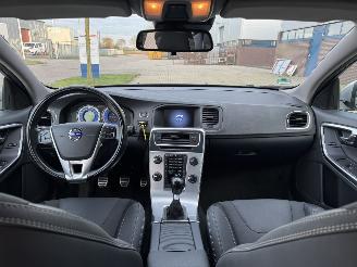 Volvo V-60 1.6 T3 R-Design picture 16