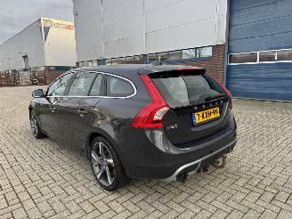 Volvo V-60 1.6 T3 R-Design picture 6