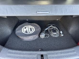MG ZS EV Luxury 45 kWh picture 19