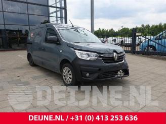 Salvage car Renault Express Express, Van, 2021 1.3 TCE 100 16V 2021/11
