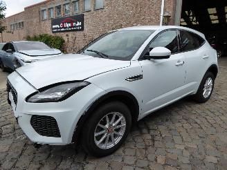 krockskadad bil auto Jaguar E-Pace R Dynamic S AWD 2021/1