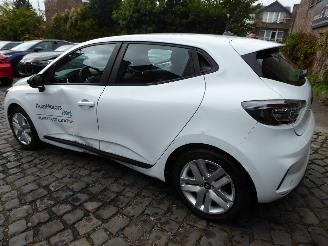 Renault Clio Evolution Hybrid automatic picture 13