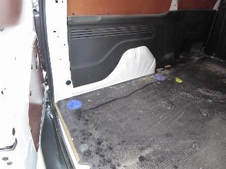 Peugeot Partner Premium L2 picture 8