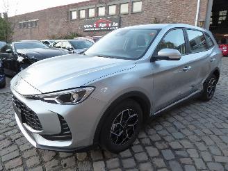 uszkodzony samochody osobowe MG ZS 1.5 Hybrid+ 145 kW 2025/3