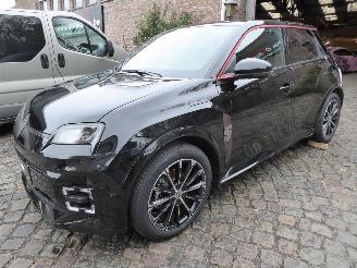 Auto incidentate Renault 5 5 E-Tech Electric 150 Comfort Range Iconic Five 2024/11