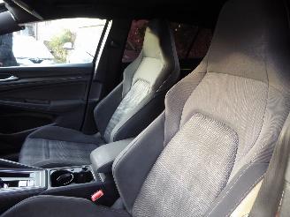 Volkswagen Golf GTD picture 11