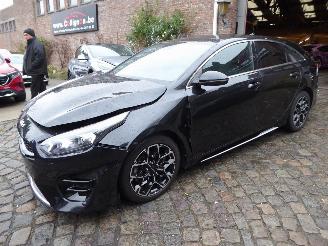 Unfallwagen Kia Proceed GT Line 2022/10