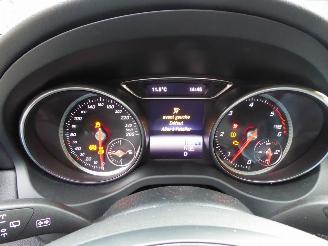 Mercedes GLA 200D picture 15