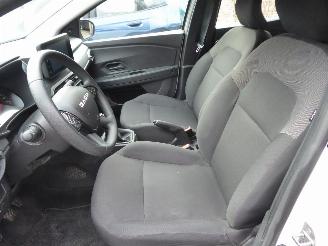 Dacia Sandero Essential picture 10