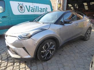  Toyota CH-R Hybrid 2019/3