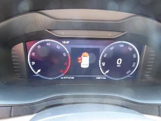 Skoda Karoq Selection picture 16