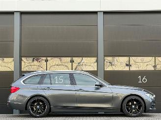 BMW 3-serie 320d Panorama Clima Leer picture 3