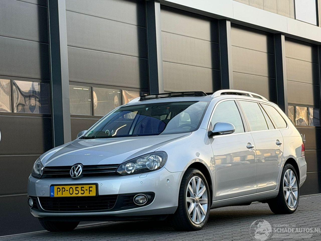 Volkswagen Golf 2.0 TDI Highline Panorama Navi Clima