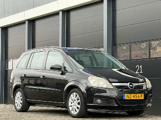 Opel Zafira 2.2 Essentia Navi Airco 7-PERS picture 2