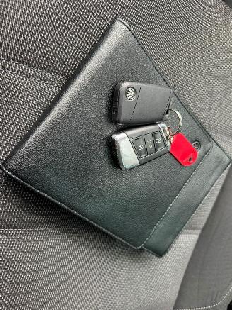 Volkswagen Passat 1.6 TDI Navi Clima Keyless EURO-6 picture 14