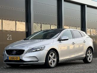 Tweedehands auto Volvo V-40 1.6 D2 Panorama Clima PDC 2014/10