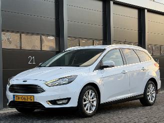 Unfallwagen Ford Focus 1.0 Titanium Navi Clima PDC 2018/7