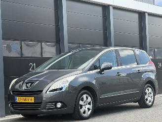 Auto incidentate Peugeot 5008 1.6 VTi Navi Clima 7-PERS 2010/11